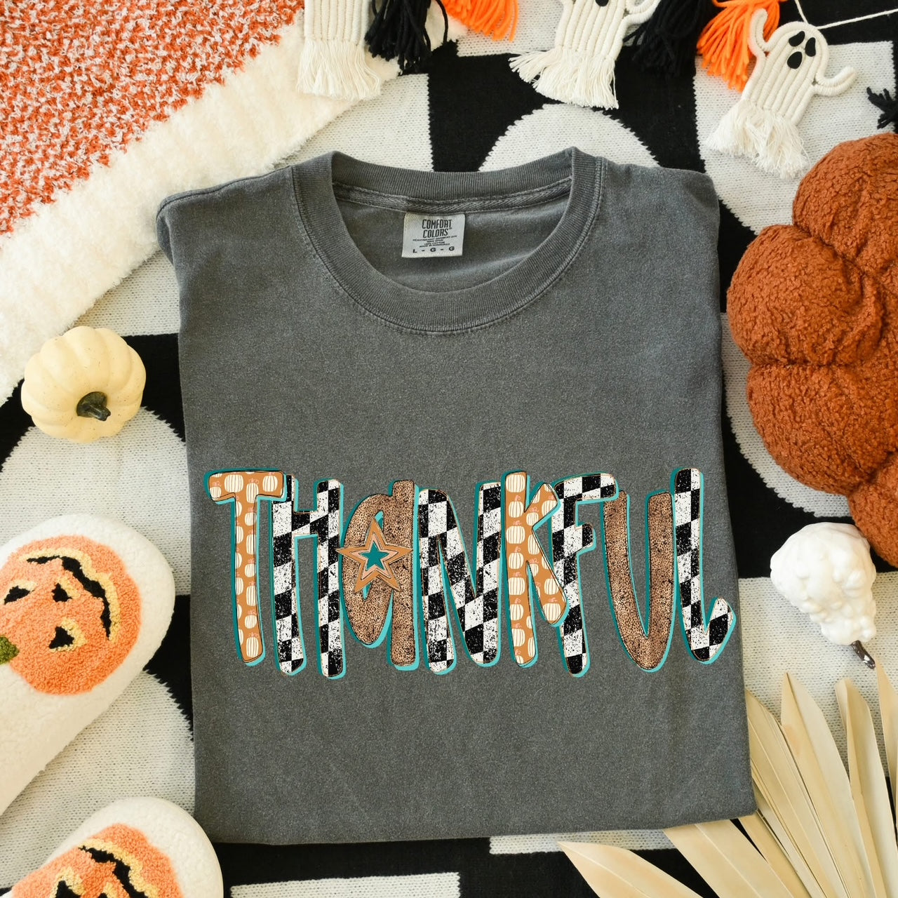 Thankful Checkered Multi Font